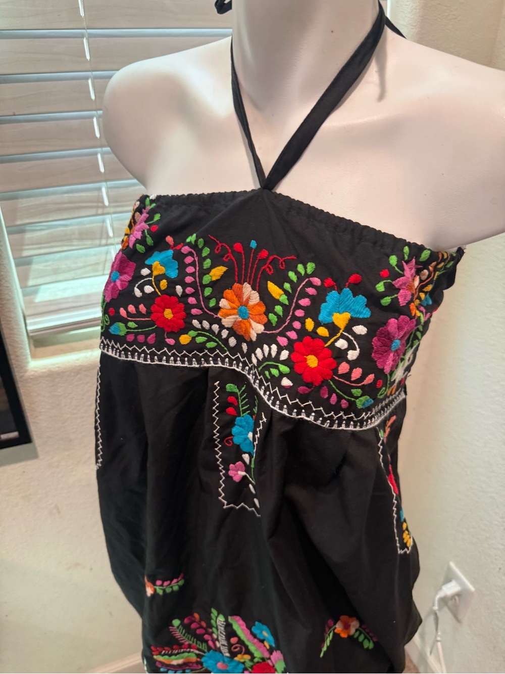 halter strapless dress traditional Mexican hand-embroidered floral patterns - Picture 2 of 4